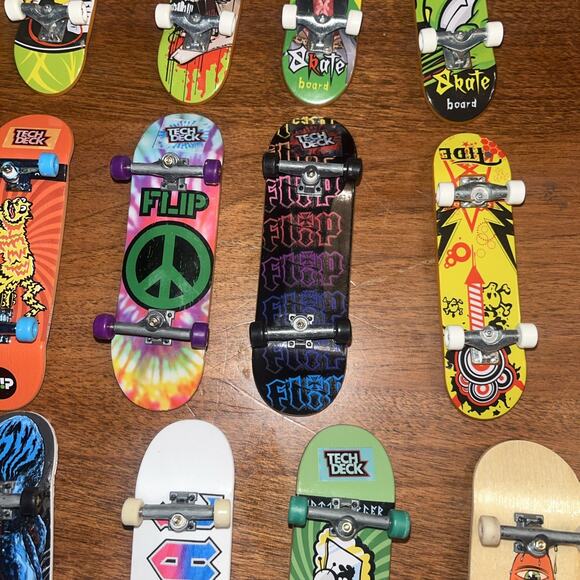 Handboards By Tech Deck Lot of 18 Performance Mystery Ac/Dc - Picture 4 of 10